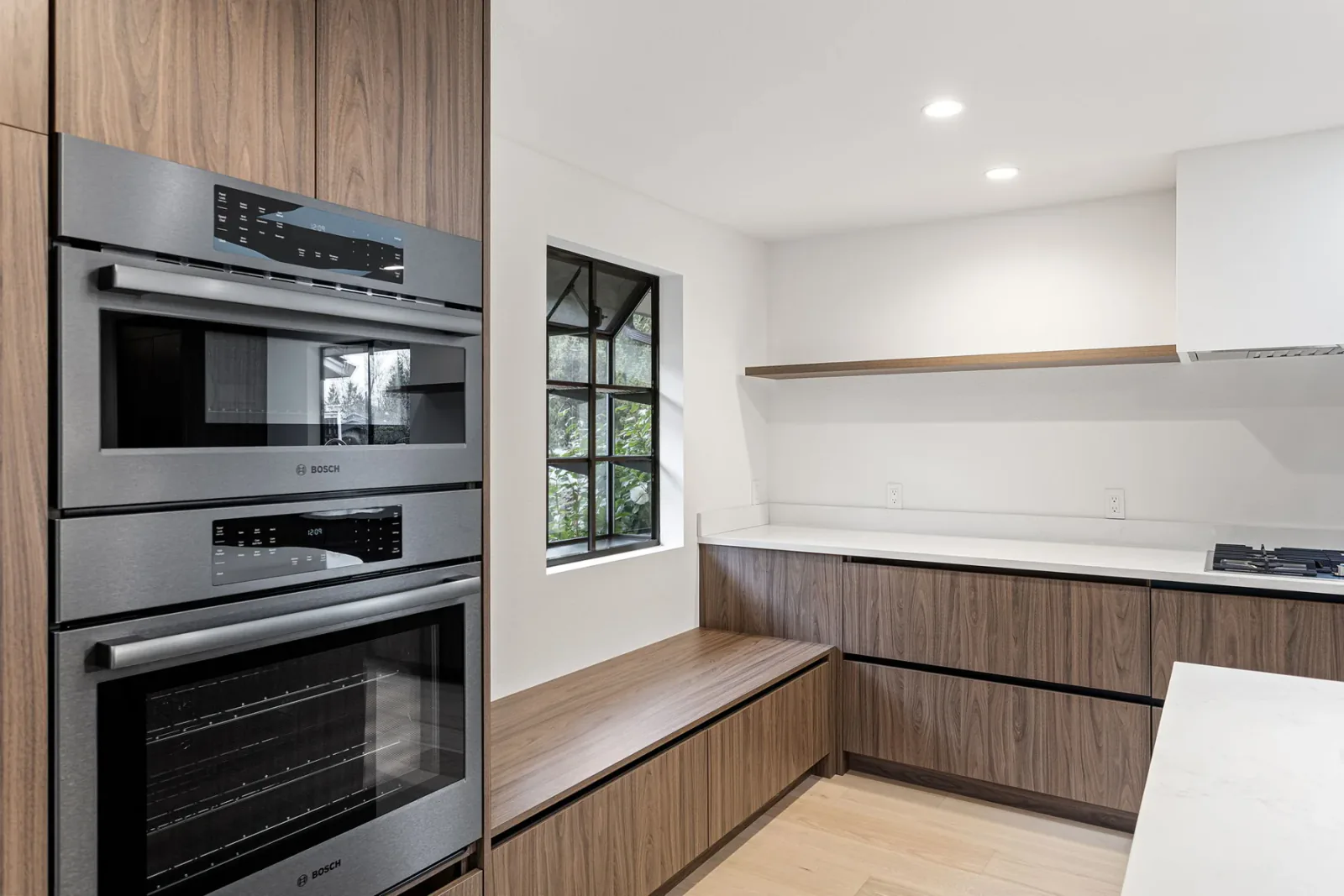 Finished Bellevue kitchen appliance wall