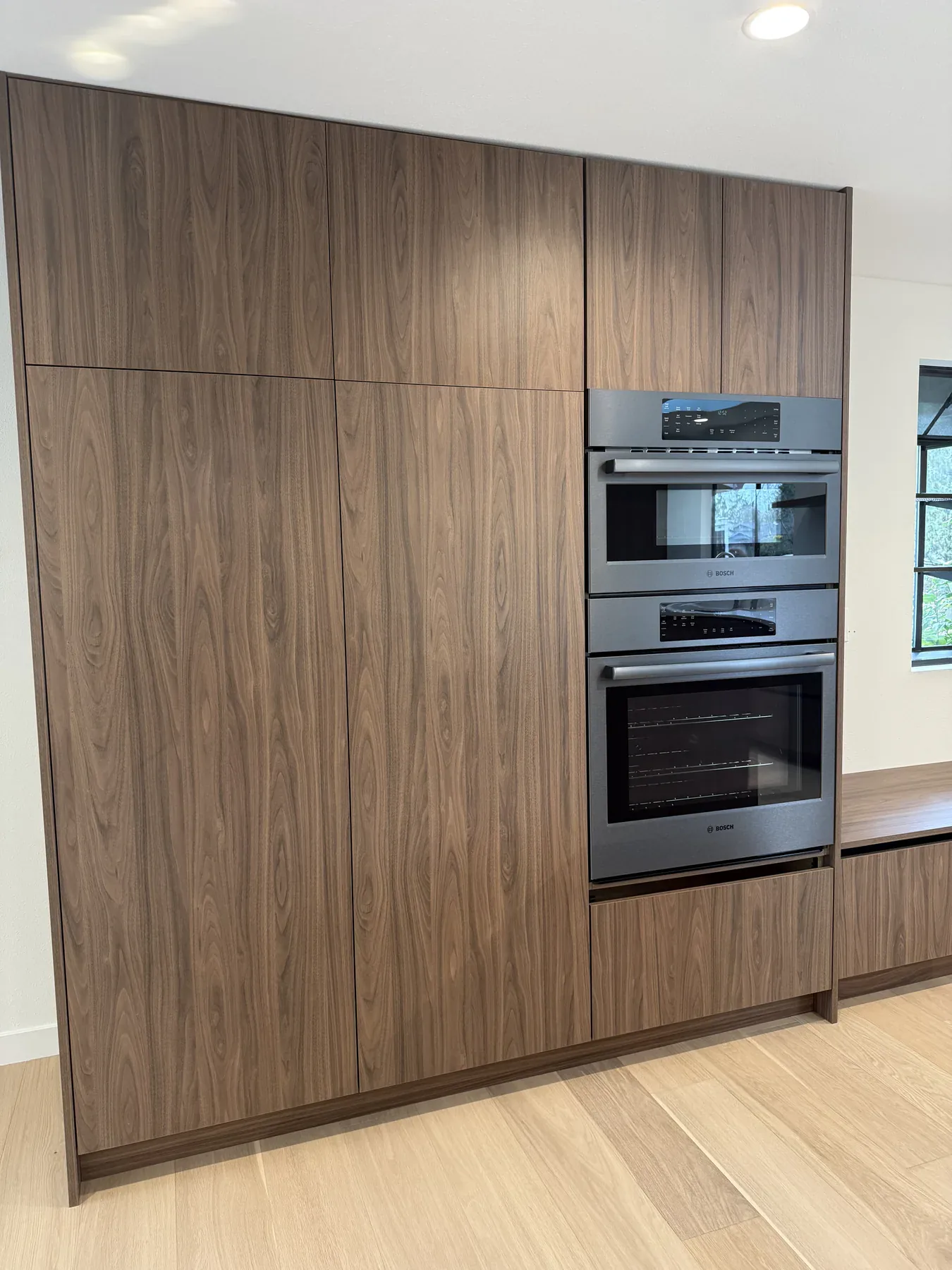 Bellevue kitchen integrated oven cabinetry