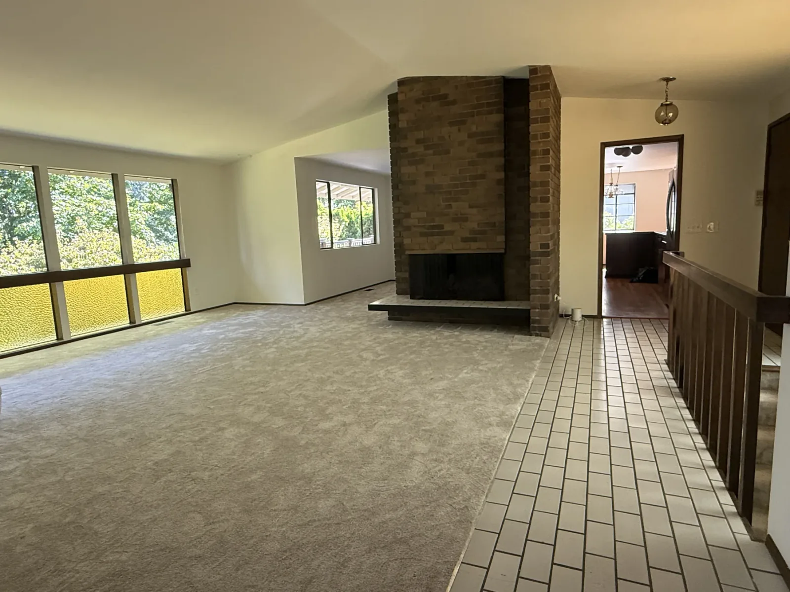 Old Bellevue living and dining layout before remodeling