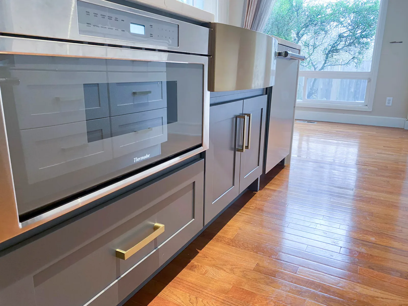 Finished kitchen in Issaquah, WA, view 3