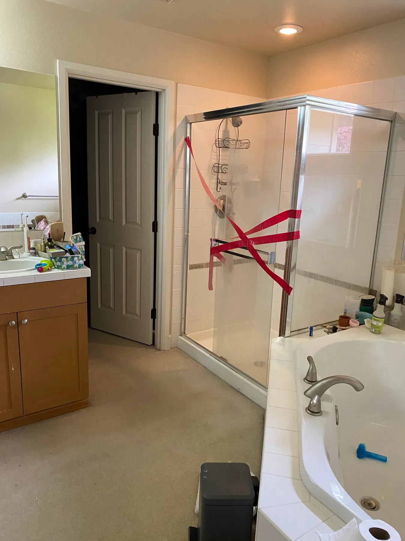 Existing primary bathroom in Issaquah, WA, view 1