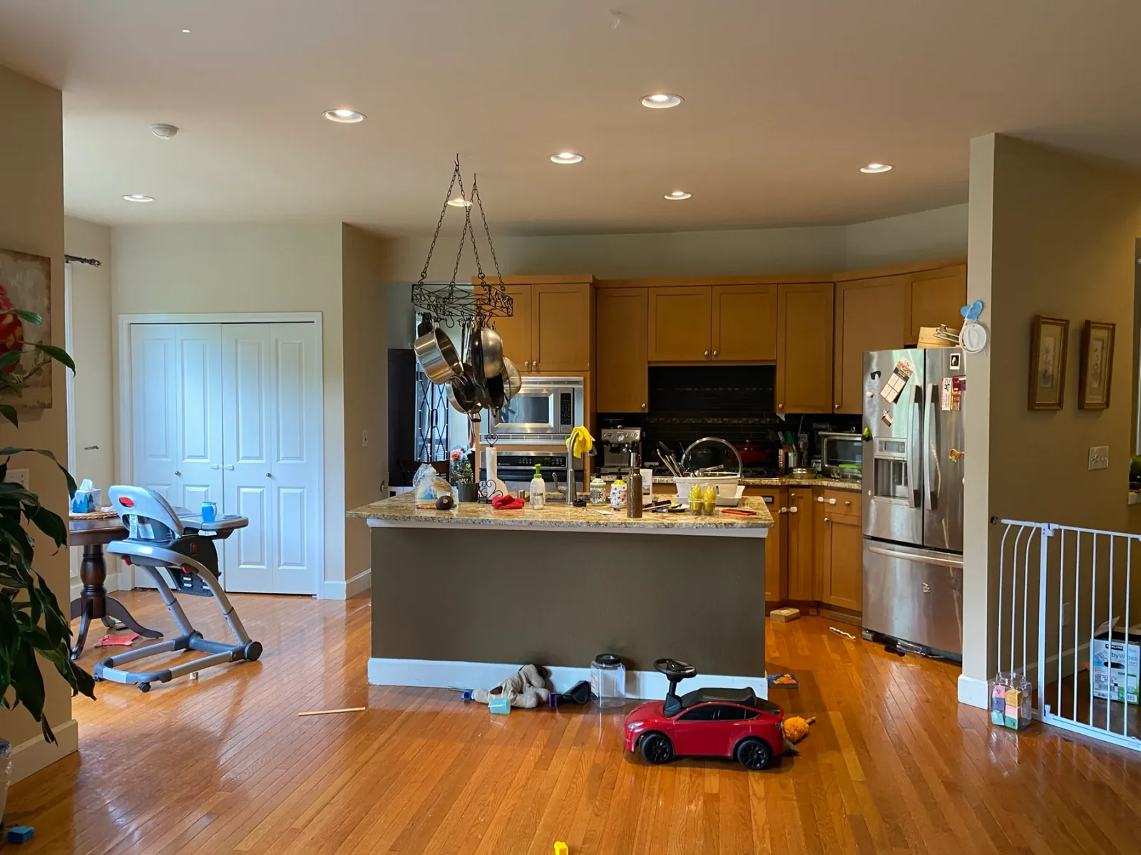Before view of the kitchen in Issaquah, WA