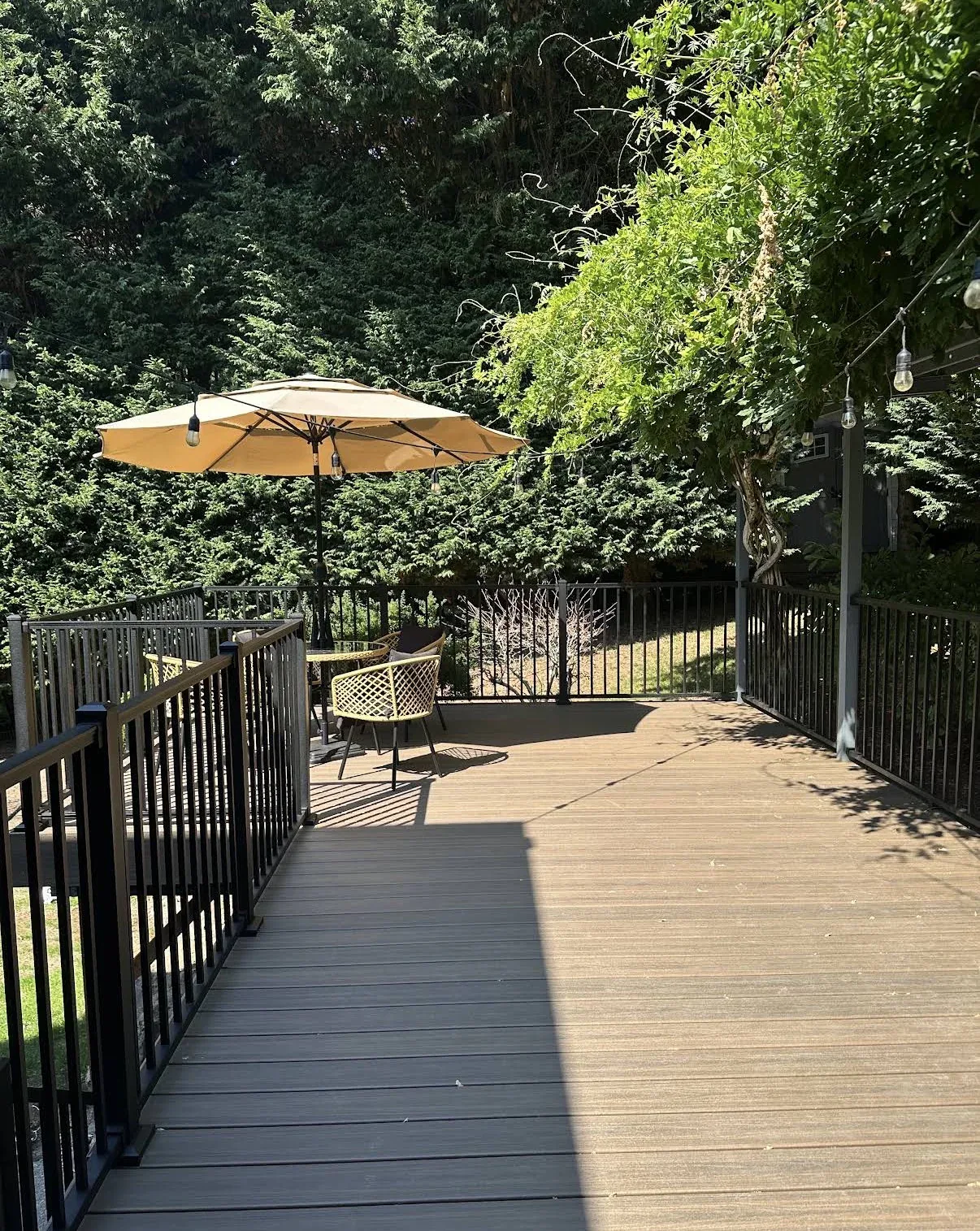 Composite deck and railings after the Kirkland remodel