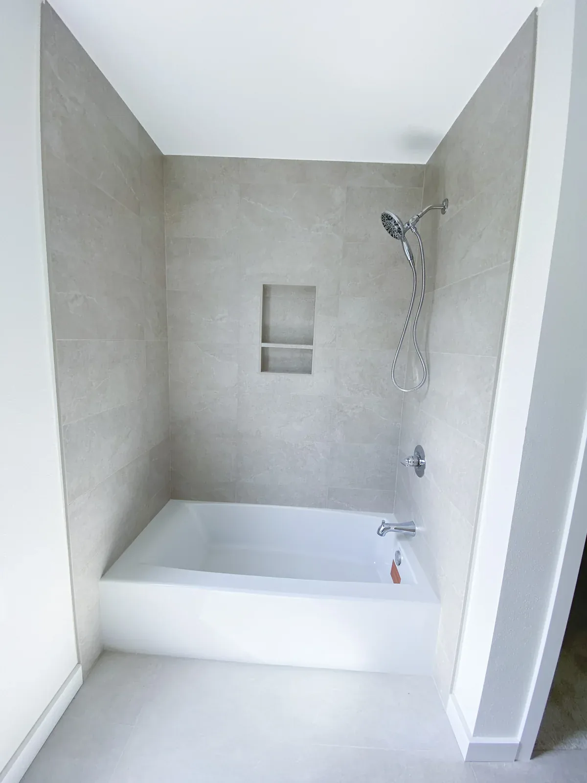 Finished secondary bathroom in the Kirkland whole home remodel