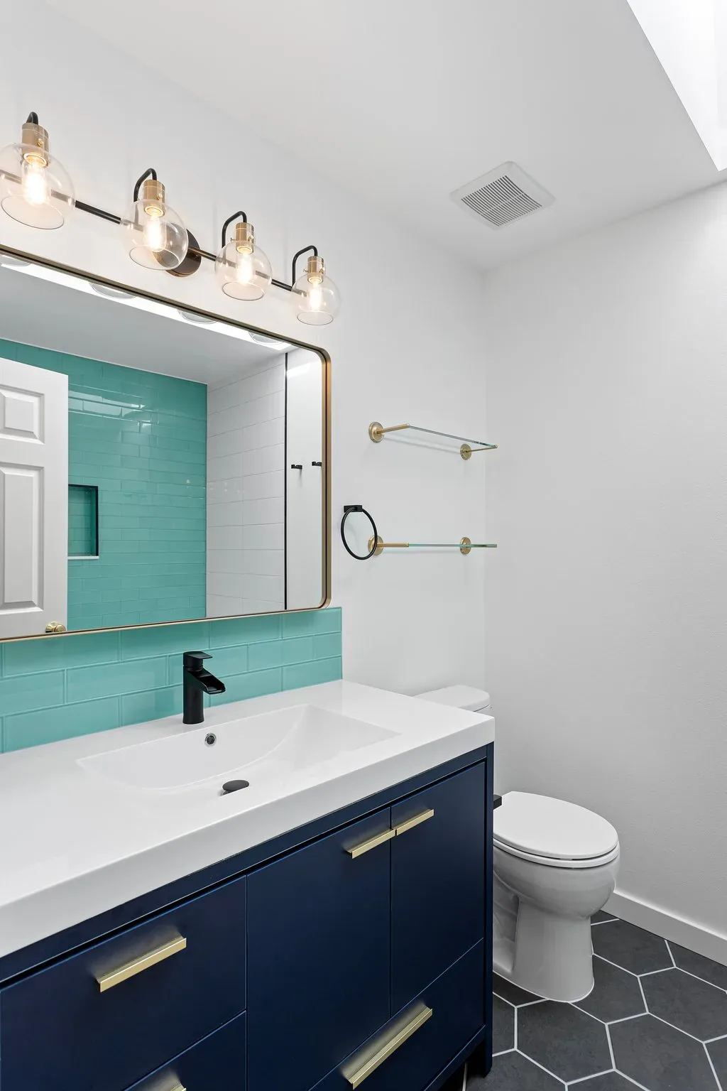 Finished bathroom in Kirkland, WA, view 2